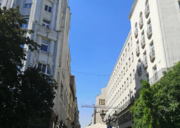 Lägenhet Lovely Nest Budapest