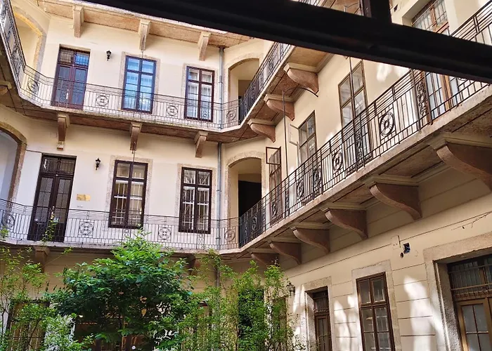 Lovely Nest Apartment *